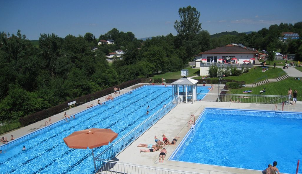 Ausschreibung Pachtvertrag für Kiosk und Cafeteria Freibad Regen